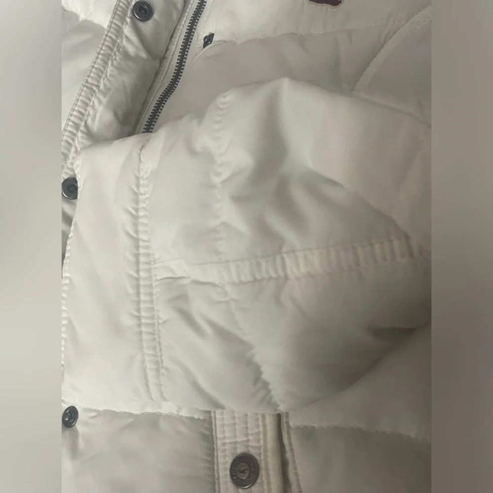 Jennifer body cream white  Puffer Jacket hollister vintage rare gap hoodie - Picture 4 of 15